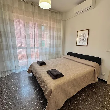Appartement Fornaci 2 Min Mare Parking 2 Min Wi-fi Ac E Balcone Savona