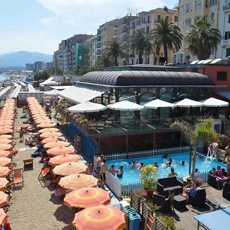 Fornaci 2 Min Mare Parking 2 Min Wi-fi Ac E Balcone *